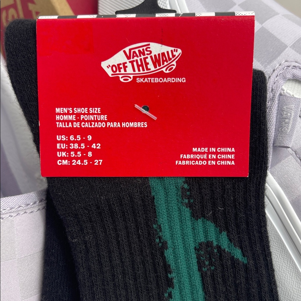 Vans Skate Thorn Crew Socks (1 pair)
with a ribbed cuff cushioning for comfort - Picture 12 of 16